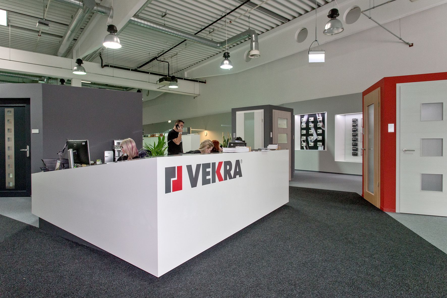 Okna a dveře VEKRA - showroom Cheb